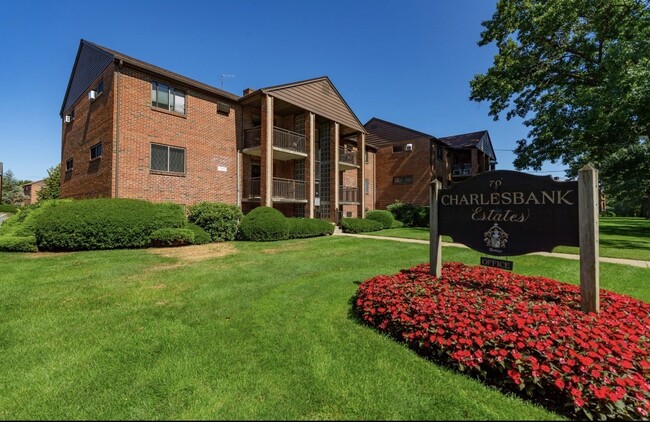 Building Photo - 6 Charlesbank Way