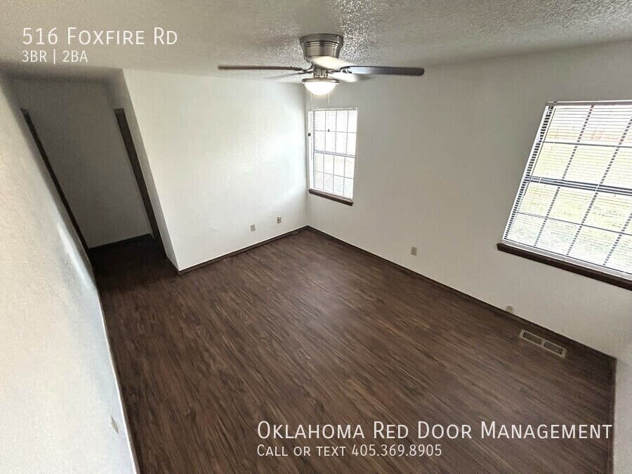 Building Photo - 516 Foxfire Rd