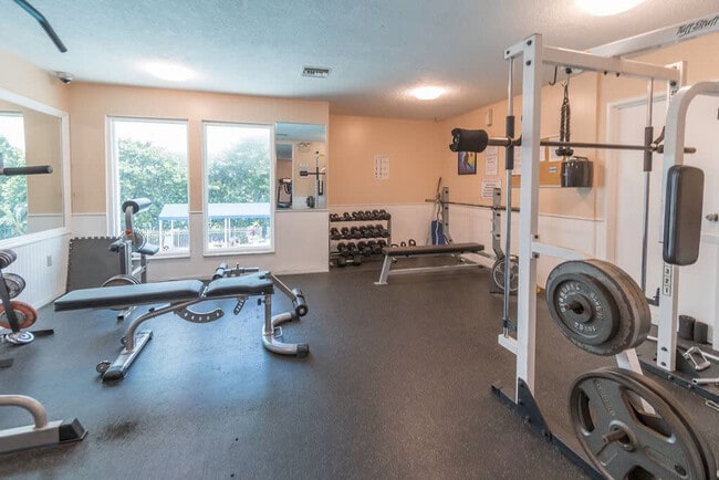 Building Photo - 516 Beach Park Ln