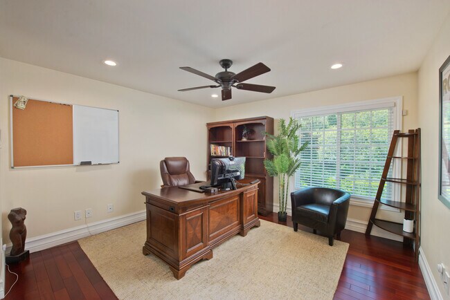 Building Photo - 16679 Calneva Dr