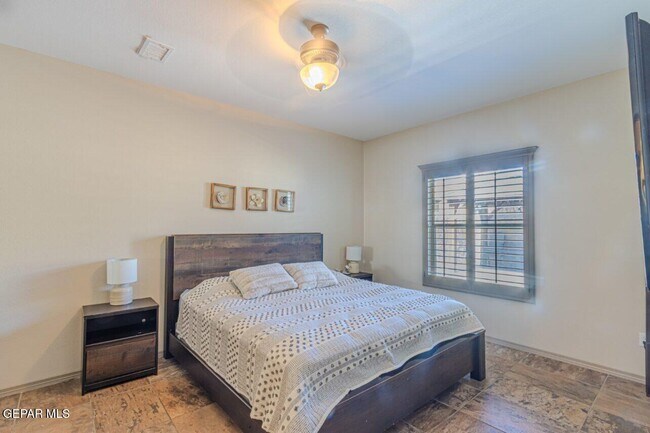 Building Photo - 13159 Wellington