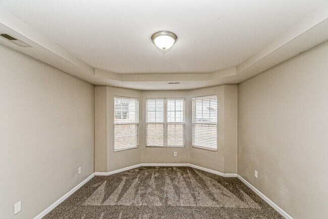 Building Photo - 1017 Early Rise St