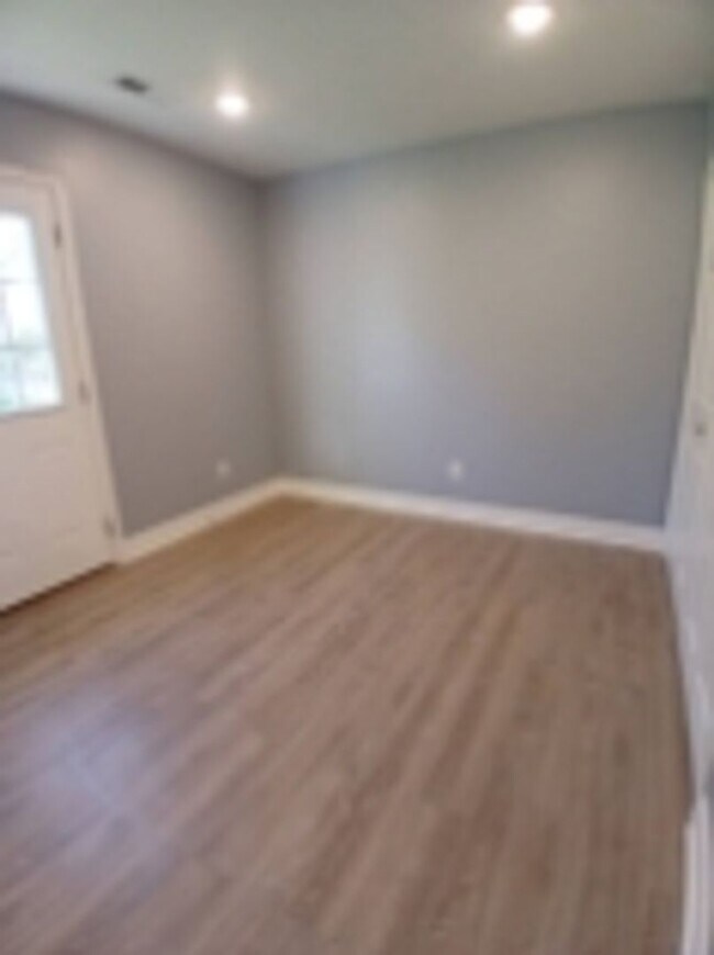 Building Photo - 3628-3632 Dorris Street