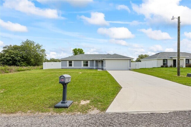 Building Photo - 5887 SW 154th Lane Rd