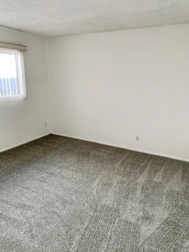 Building Photo - 156