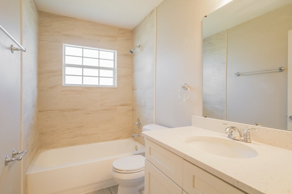 Building Photo - 7725 Fawn Lake Dr S