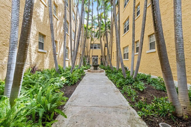 Building Photo - 1255 Pennsylvania Ave