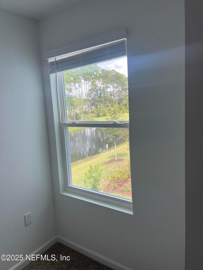 Building Photo - 77 Palmones St