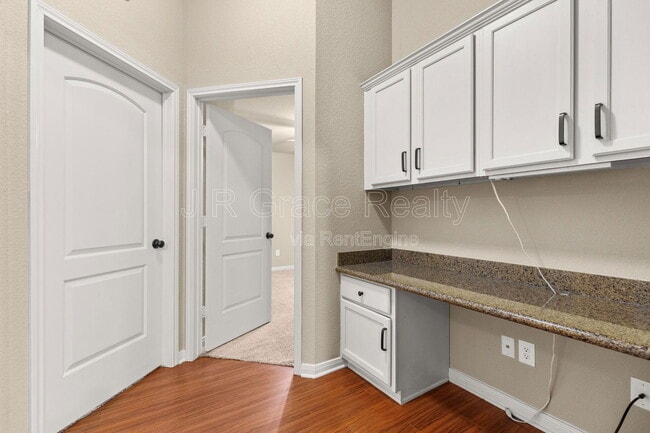 Building Photo - 10512 Condor Loop