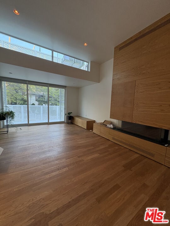 Building Photo - 444 W Avenue 37