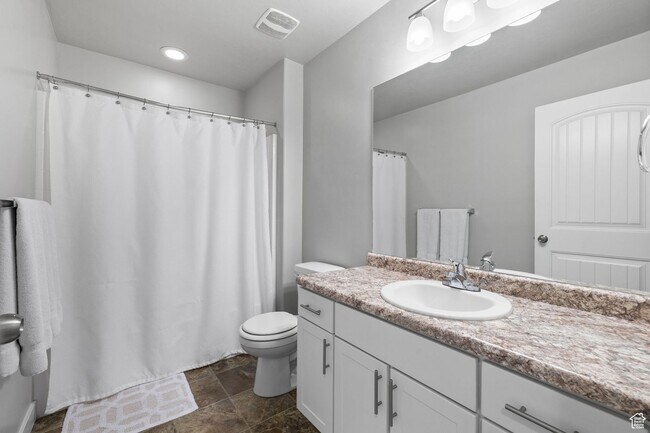 Building Photo - 3 Bedroom Townhome  in Pleasant Grove for Rent!