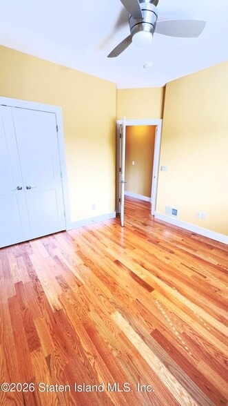 Building Photo - 471 Stewart Ave
