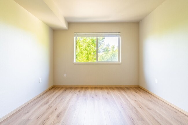 Interior Photo - Verse Seattle
