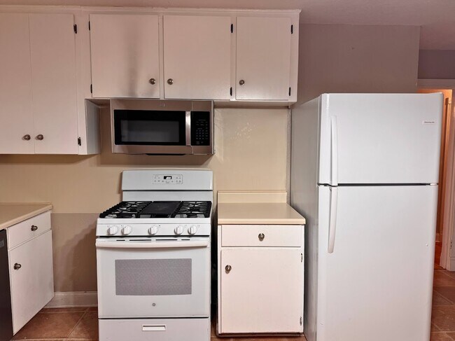 Building Photo - 4715 Coronado Ave