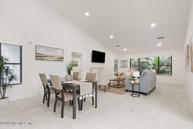 Building Photo - 12326 Arbor Dr