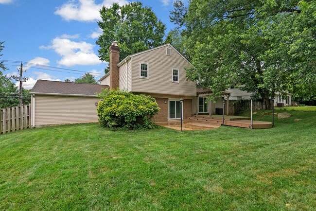 Building Photo - 4 Bed 3 Bath - Silver Spring Single Family...