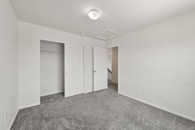 Building Photo - 11850 Kalmath Way