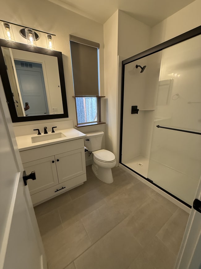 Building Photo - 1604 Winding Creek Way