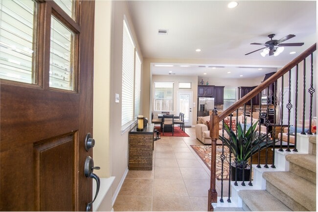 Building Photo - 11 Cheswood Manor Court