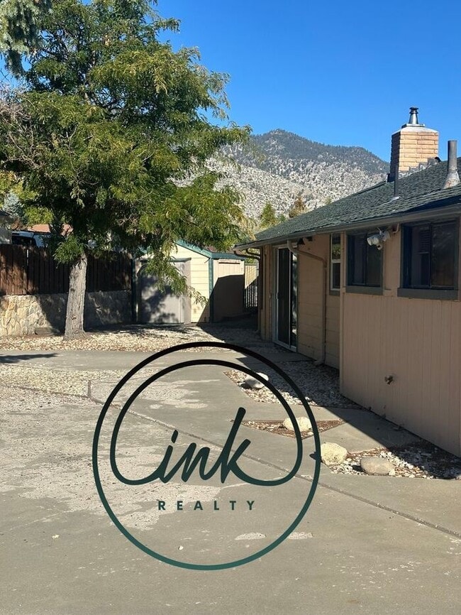 Building Photo - Spacious Corner Lot near Foothills