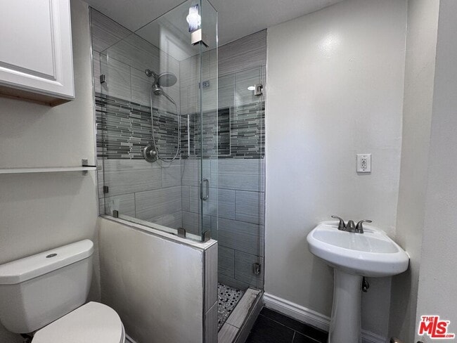 Building Photo - 8850 S Wilton Pl