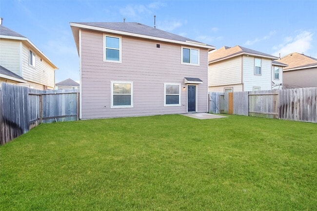 Building Photo - 24222 Avogadro Dr