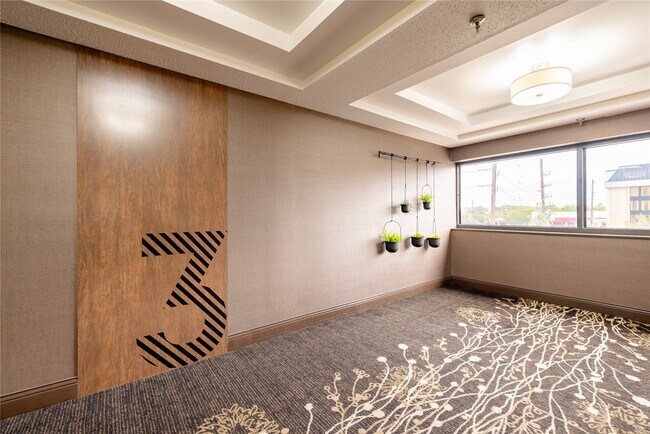 Building Photo - 14703 Park Row Blvd