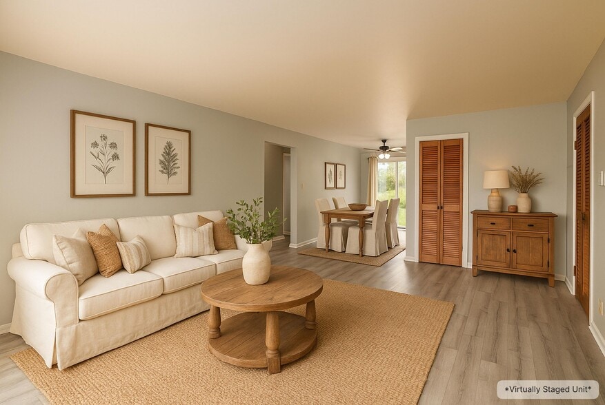 Building Photo - Come home to Park Forest today!