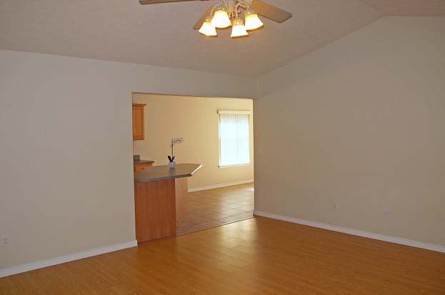 Building Photo - 4150 Oak Pointe Dr