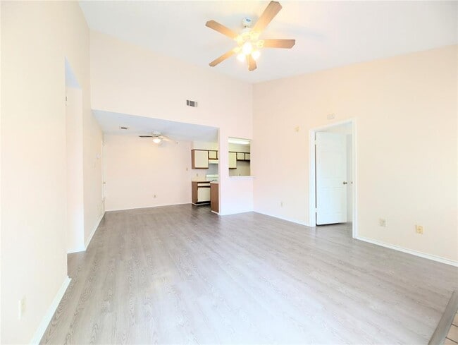 Building Photo - 2018 Redwing Way