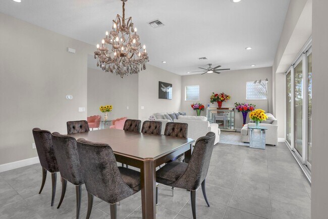 Building Photo - 15866 Orchard Dr