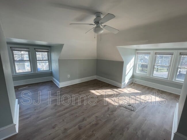 Building Photo - 745 Highland Ave