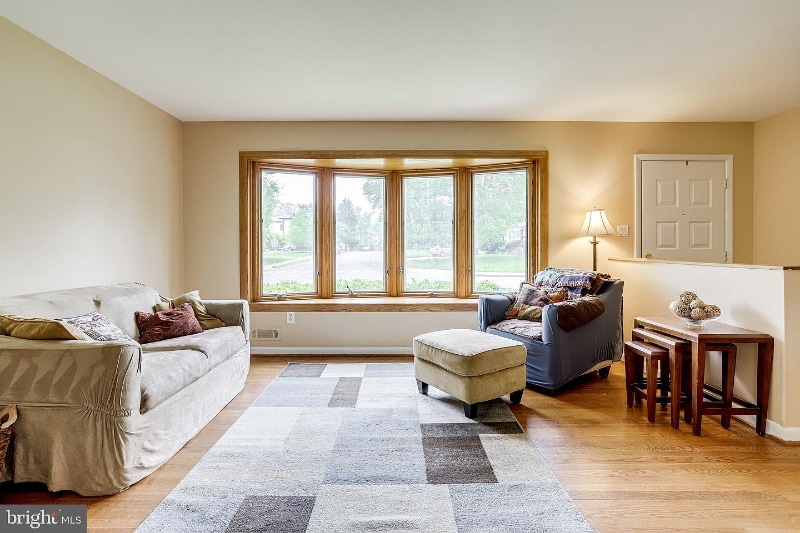 Building Photo - 1737 Olney Rd