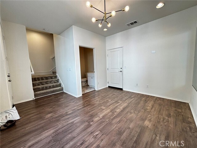 Building Photo - 6391 Volans Ct