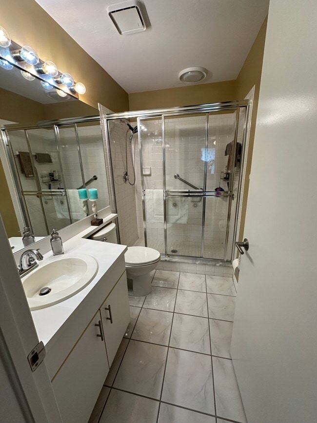 Building Photo - 14503 Lakewood Trace Ct