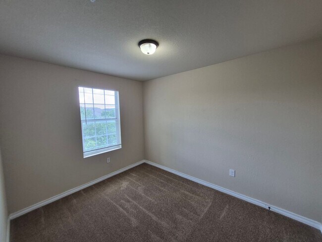 Building Photo - 6313 Attucks Ln