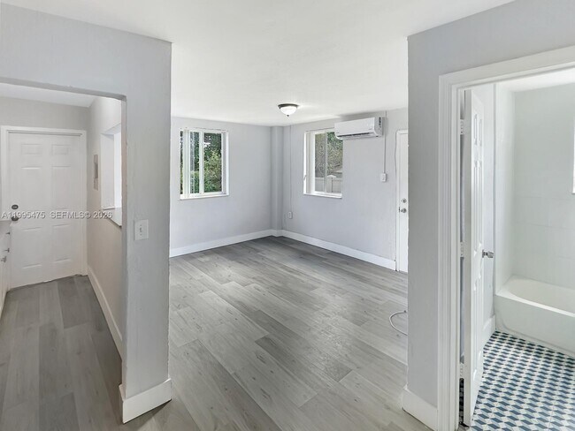 Building Photo - 6647 SW 59th Pl