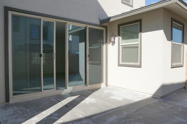 Building Photo - 74371 Nichols Dr