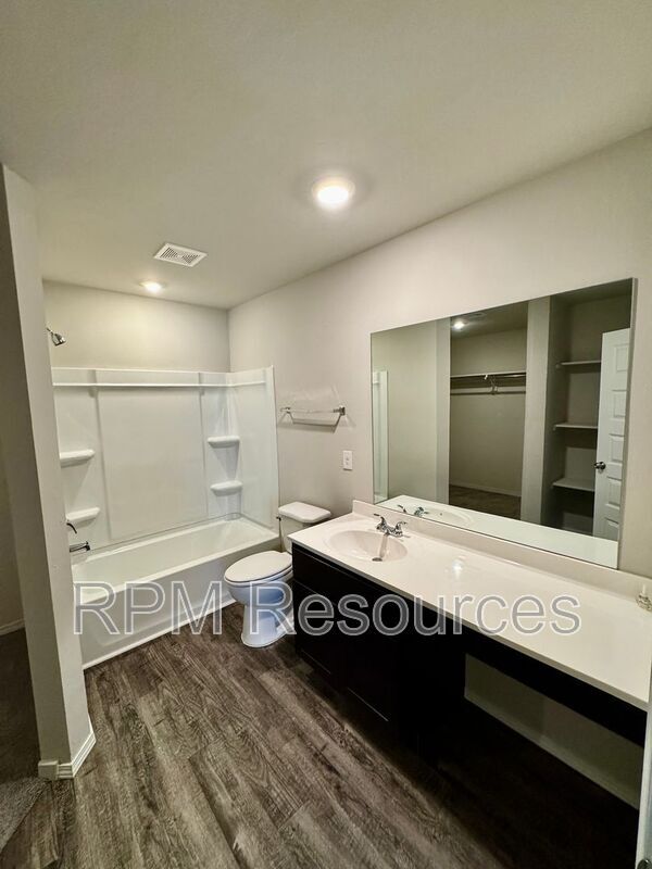 Building Photo - 12013 SW 31st St