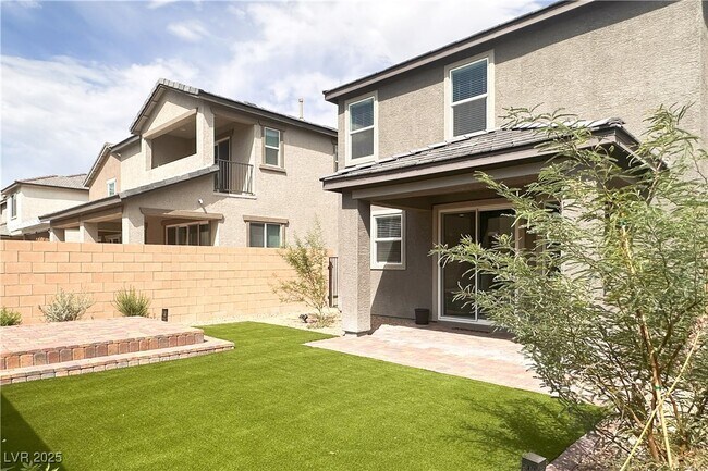 Building Photo - 7203 Stockton Dunes St