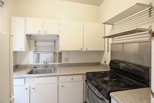 Building Photo - OPEN HOUSE: Thursday (8/14) 6:30pm-7:00pm....