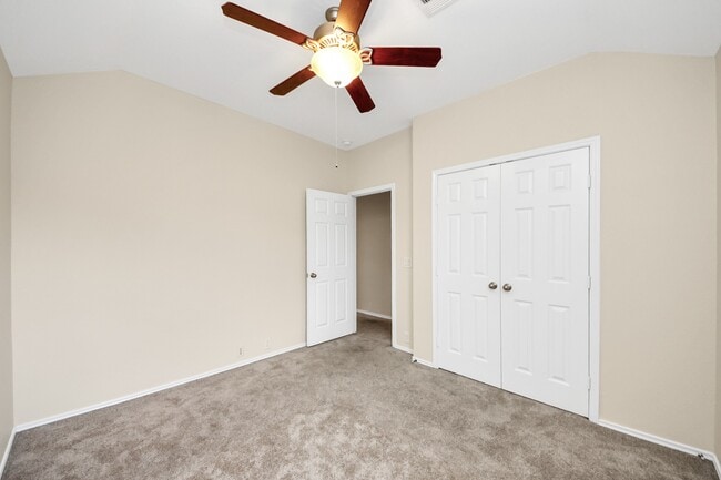 Building Photo - 6003 Baileys Run Ln