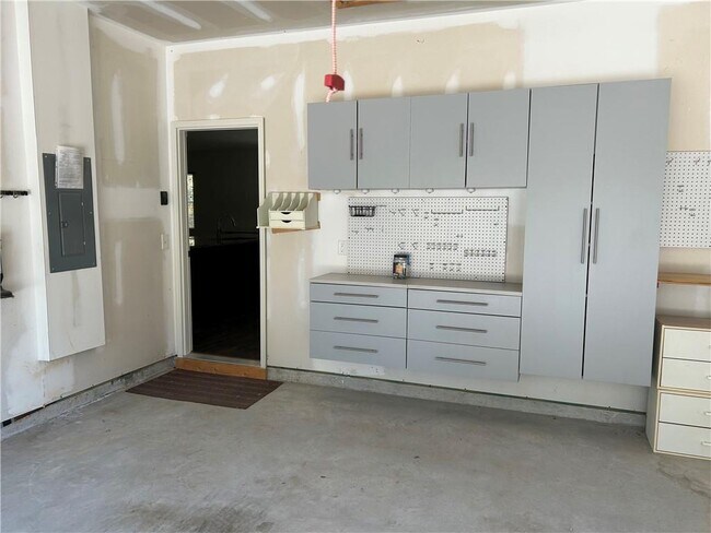 Building Photo - 24 Seattle Slew Way