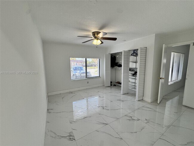 Building Photo - 10394 Fairway Heights Blvd