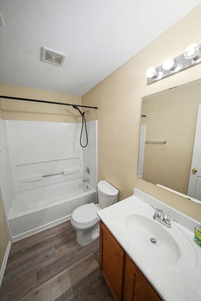 Building Photo - Charming Single-Story in Cibolo - Realtor Commission: $500