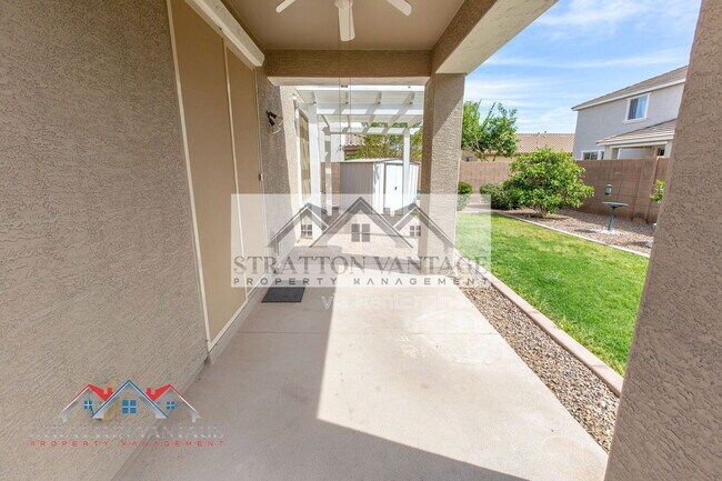 Building Photo - 21139 E Cherrywood Dr