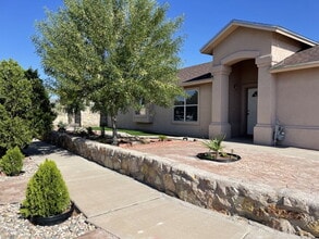 Building Photo - 3057 Manny Aguilera Dr