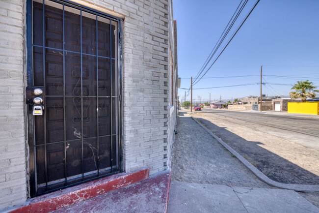 Building Photo - 3500 Louisville Ave