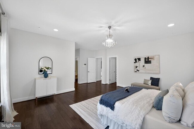 Building Photo - 11540 Iager Blvd