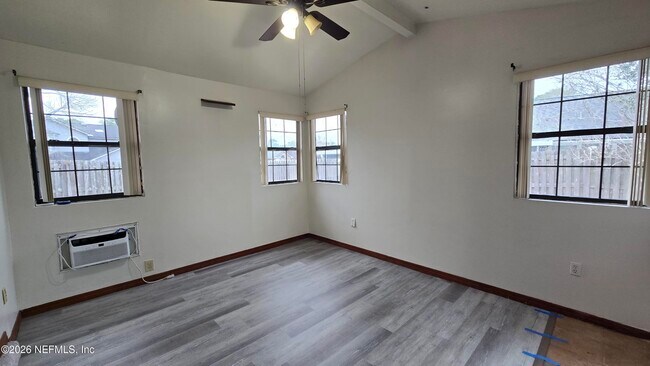 Building Photo - 8532 Bandera Cir E